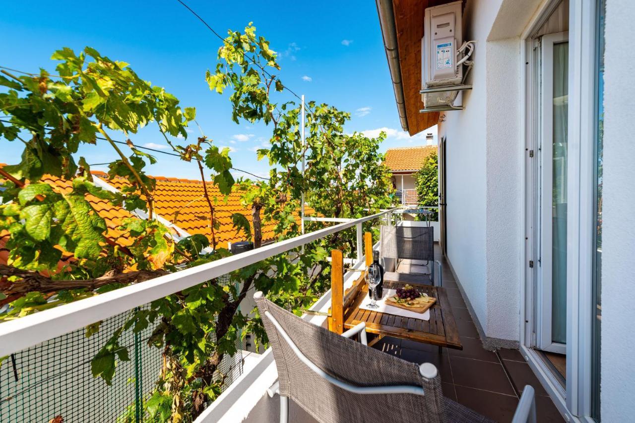 יסניצה Apartment Maia Lena For Family מראה חיצוני תמונה