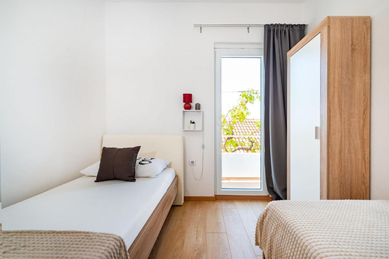 יסניצה Apartment Maia Lena For Family מראה חיצוני תמונה