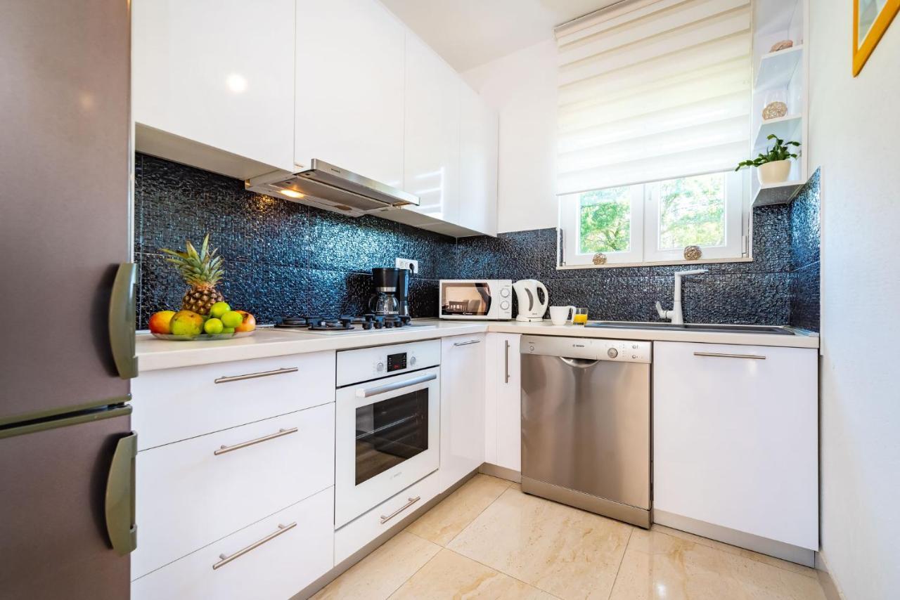 יסניצה Apartment Maia Lena For Family מראה חיצוני תמונה